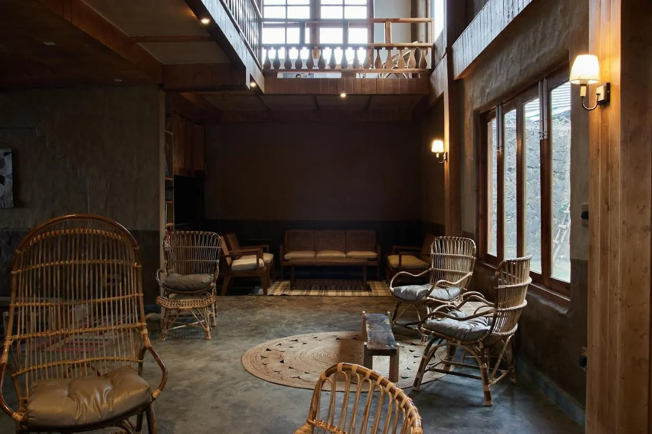 Sugar Cube Retreat Hostel Shimla