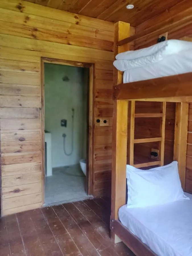 Sugar Cube Retreat Hostel Shimla 0*,